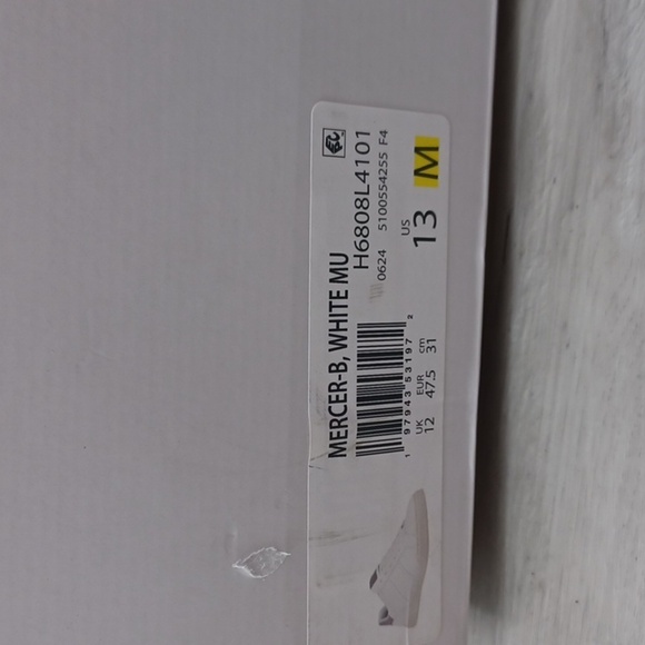 Vince Mercer B Sneakers NIB - Picture 11 of 12